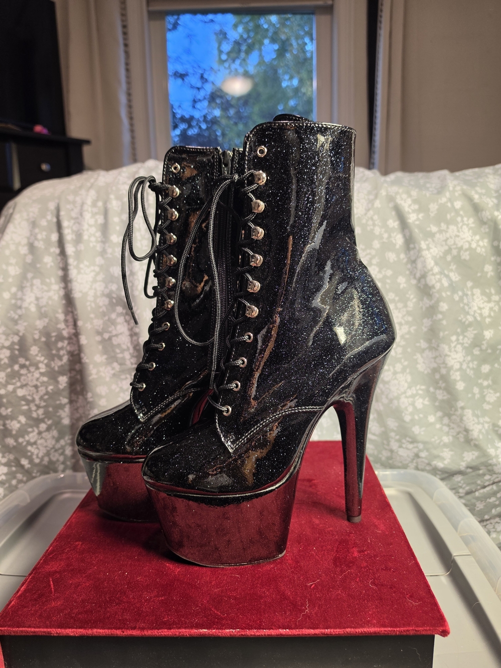 Pleasers 7" Adore-1020GP Black Glittery Women's Size 10 Boots Heels Pole Dance